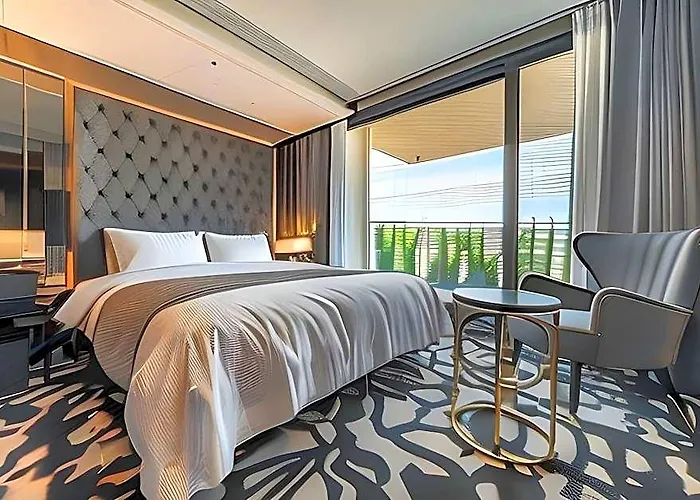 Hotel Louis Hamilton West